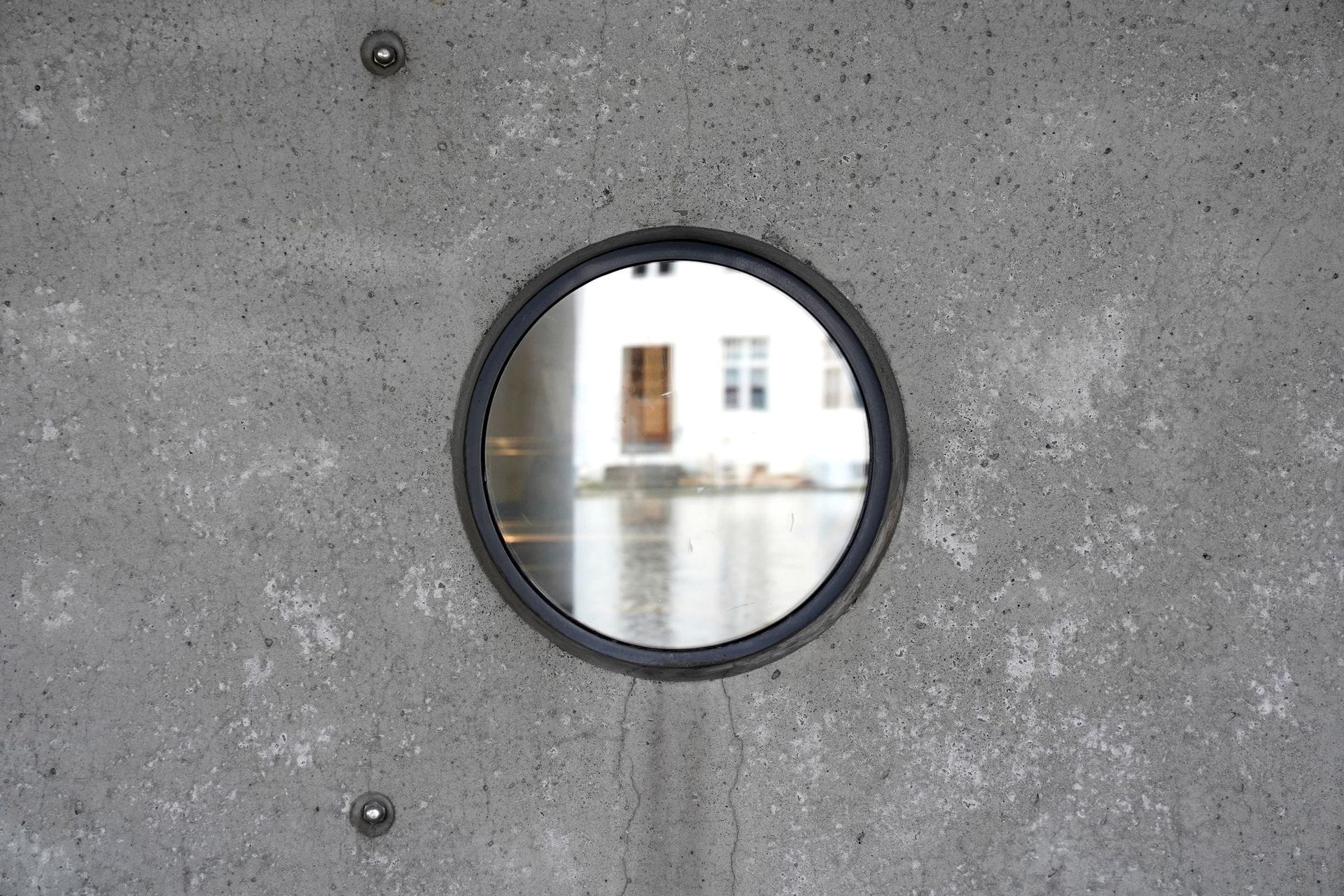 Hringlaga gluggi ráðhús reykjavíkur